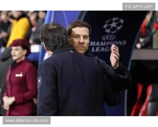 西蒙尼与哈维战术哲学碰撞：两位名帅的执教风格差异引发热议